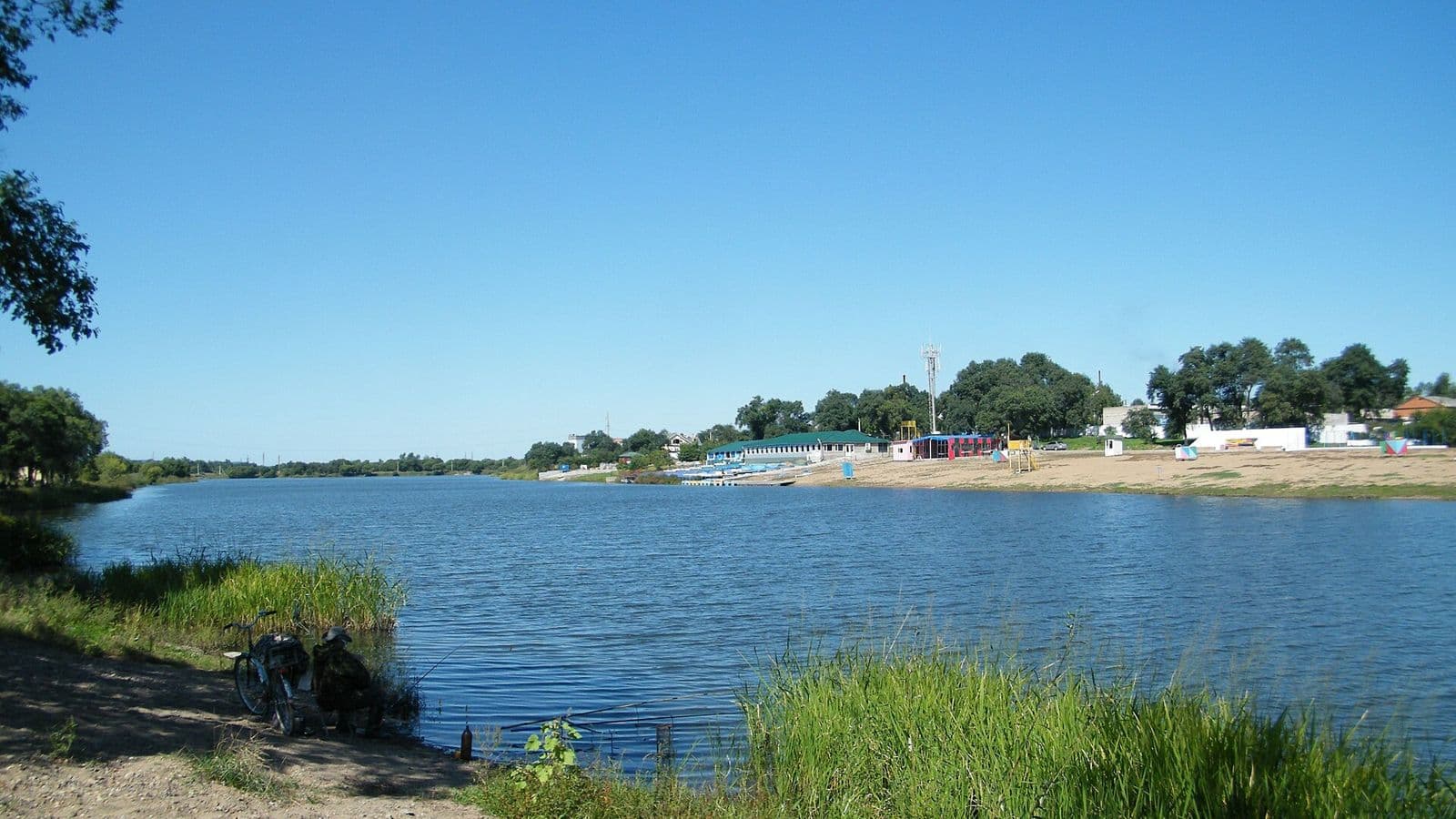 Уссурийск Солдатское озеро 2011 год.JPG